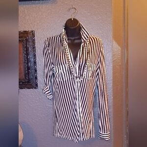 Stripes! Gorgeous! Sexy! Flowing! Black and White Blouse - the Perfect Blouse